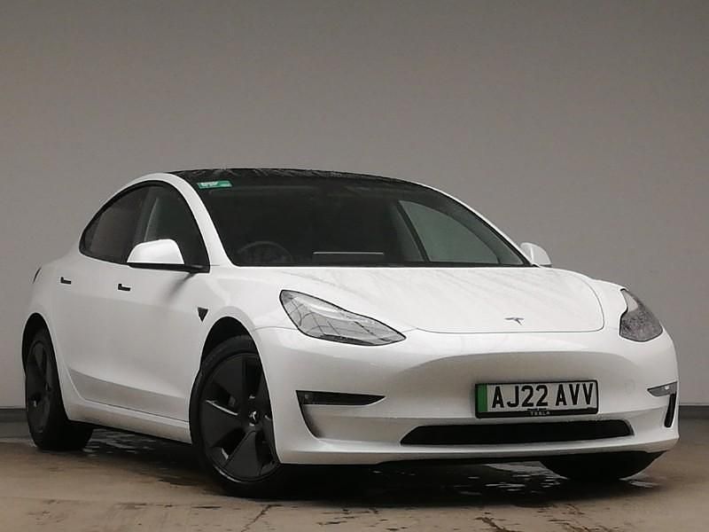 White Used 2022 Tesla Model 3 Long Range AWD Sedan | £22,498 (Fair price) - Image 1/4