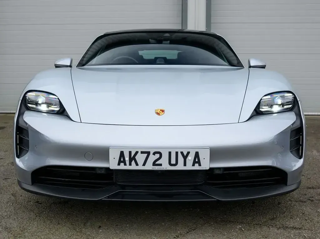 Used Porsche Taycan Performance Package 419 kW (571 HP) 2022 Silver Sedan