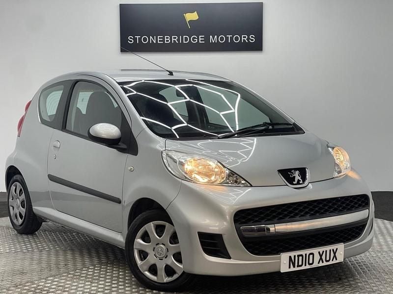 Silver Used 2010 Peugeot 107 Hatchback | £4,999 (Fair price) - Image 1/4