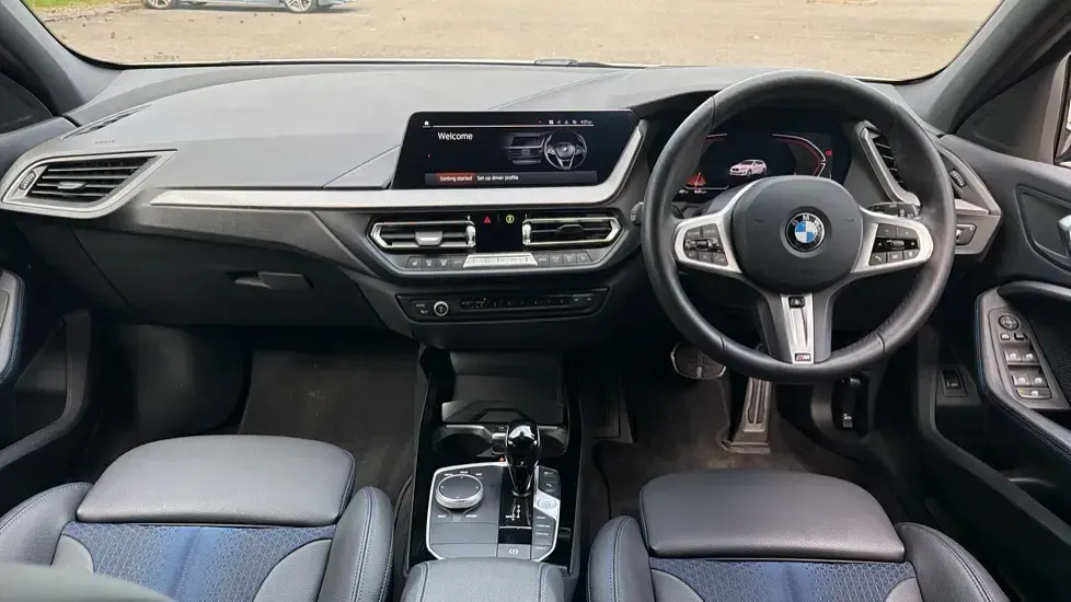 Used BMW 118 M Sport 134 HP (98 kW) 2023 White Hatchback
