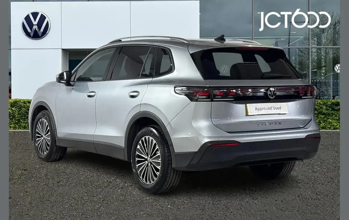Used VW Tiguan Match 147 HP (108 kW) 2025 Silver SUV