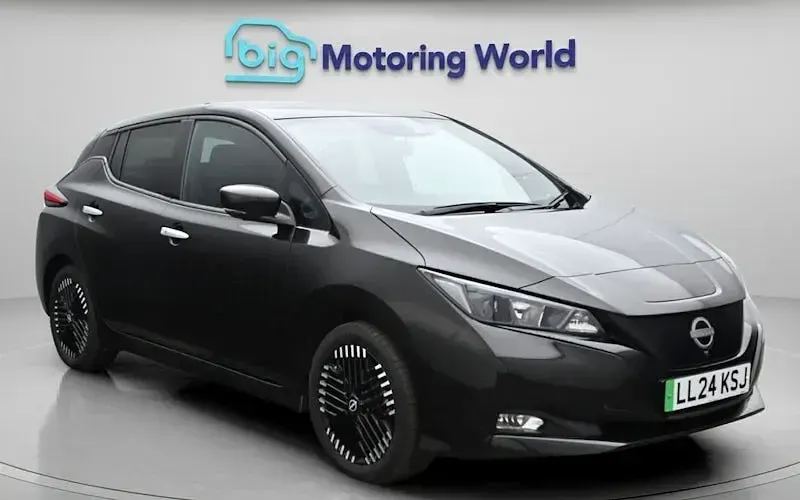 Second-hand Nissan Leaf N-Connecta 110 kW (150 CP) 2024 Hatchback