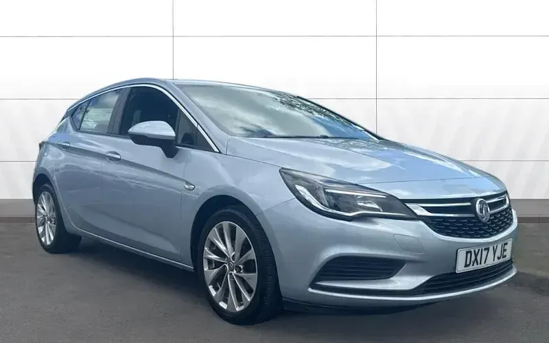 Second-hand Vauxhall Astra Design Edition 125 CP (91 kW) 2019 Hatchback