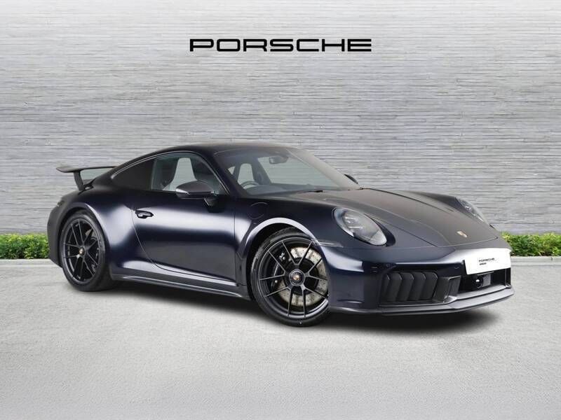 Paint to sample: moonlight blue metallic New 2025 Porsche 992 | £159,900 (Expensive) - Image 1/4