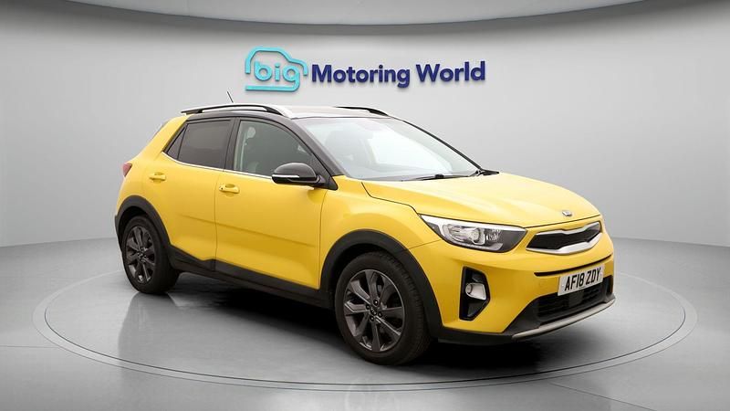 Yellow Used 2018 Kia Stonic First Edition SUV | £9,100 (Fair price) - Image 1/4