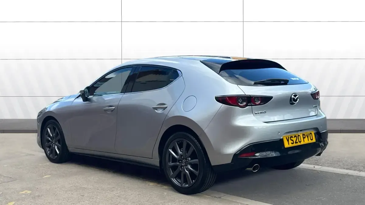 Used Mazda 3 Inclusive 122 HP (89 kW) 2020 Silver Hatchback