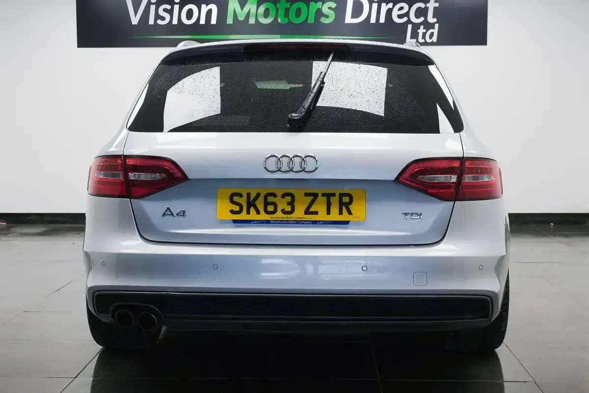 Used Audi A4 Black Edition 150 HP (110 kW) 2013 Silver Estate