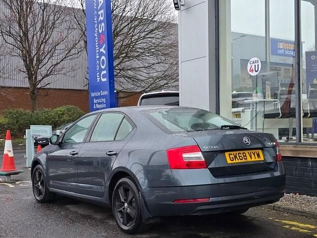 Used Skoda Octavia SE 115 HP (84 kW) 2018 Grey Hatchback