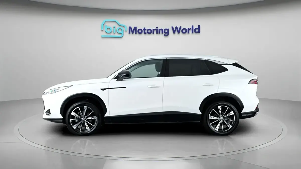 Used MG HS Trophy 170 HP (125 kW) 2025 White SUV