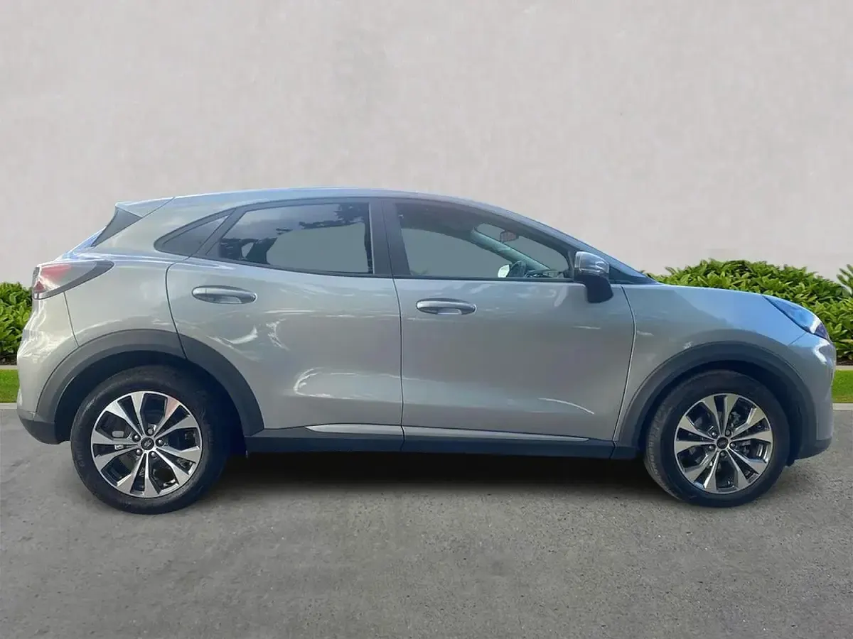 Used Ford Puma Titanium 125 HP (91 kW) 2025 Silver SUV