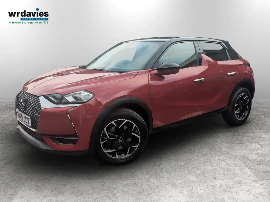 Used DS Automobiles DS3 Prestige 2019 Red Hatchback