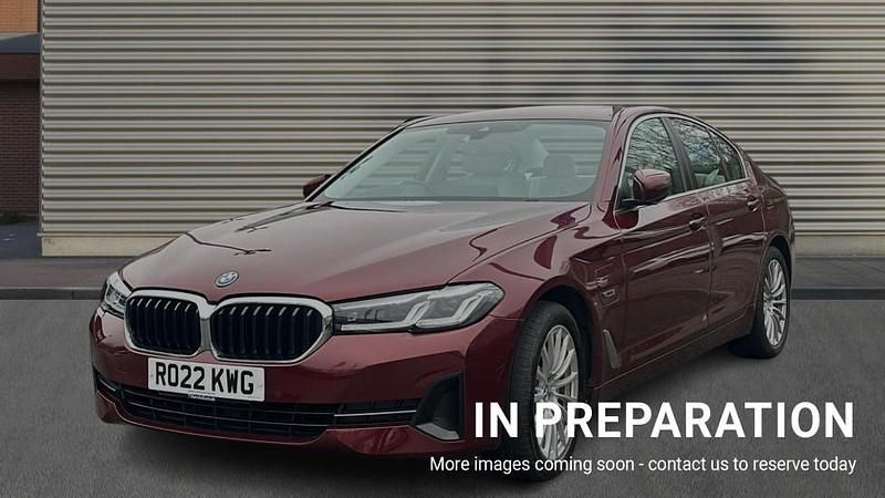 Used BMW 530e Comfort Edition 292 HP (214 kW) 2022 Red Sedan