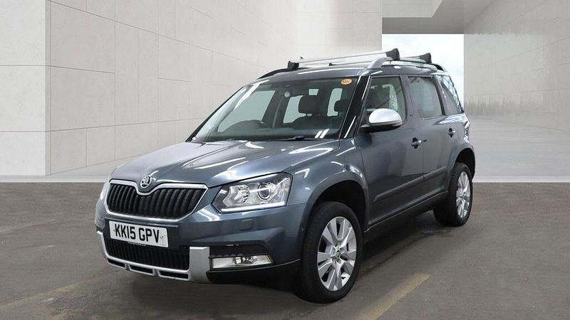 Used Skoda Yeti SE L 110 HP (80 kW) 2015 Grey SUV
