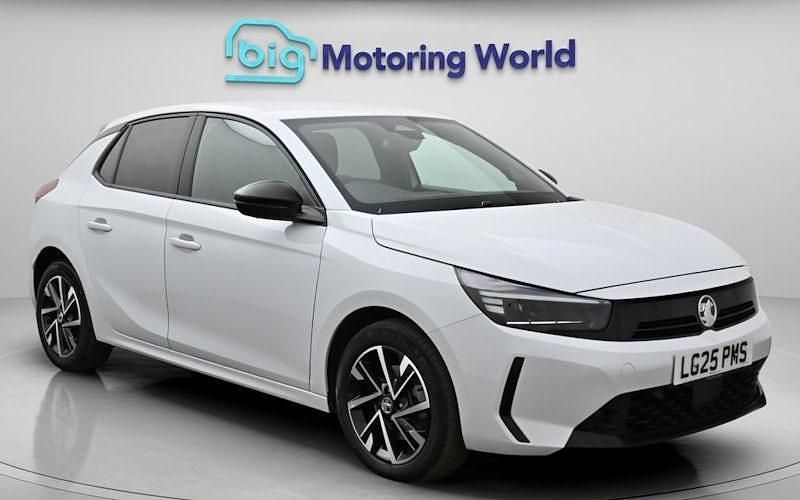 Second-hand Vauxhall Corsa S 101 CP (74 kW) 2025 Alb Hatchback