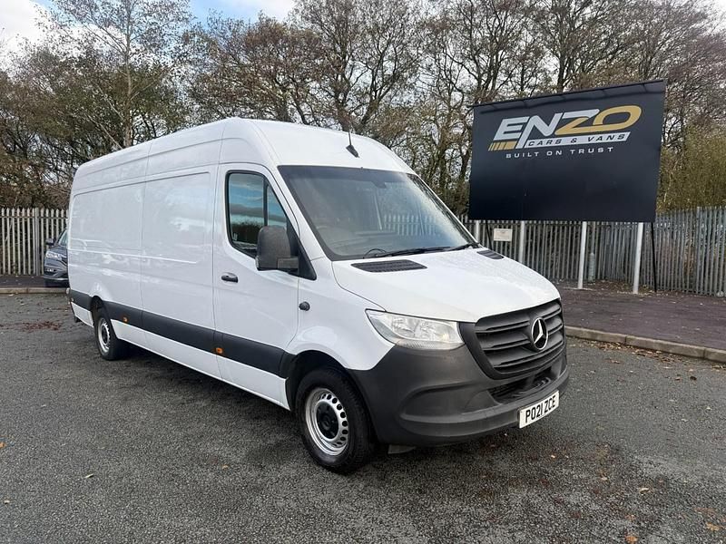 White Used 2021 Mercedes Sprinter Progressive Van | £10,995 (Fair price) - Image 1/4