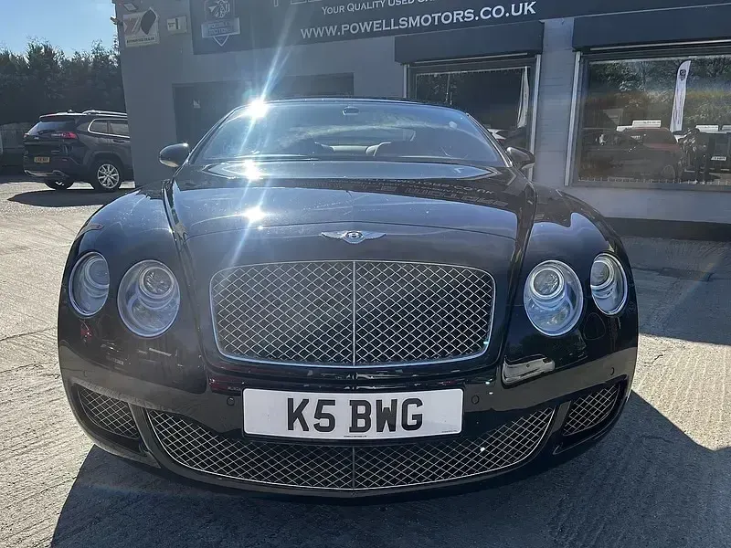 Used Bentley Continental 552 HP (405 kW) 2009 Black Sedan