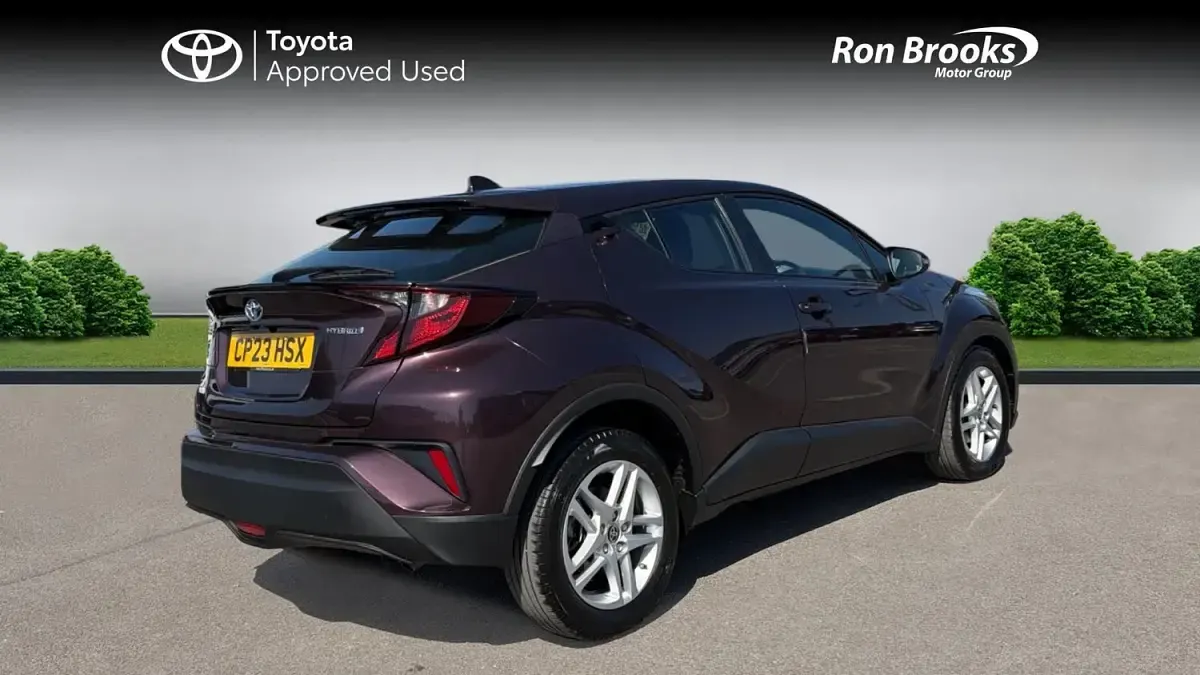 Used Toyota C-HR 2023 Mauve/purple SUV