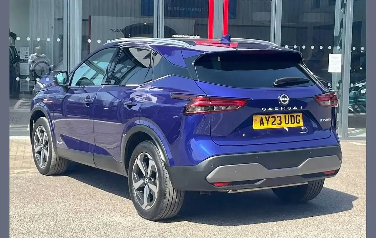 Used Nissan Qashqai N-Connecta 190 HP (139 kW) 2023 Blue SUV