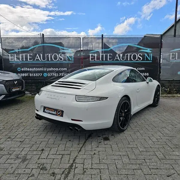 Used Porsche 911 2011 White Coupe