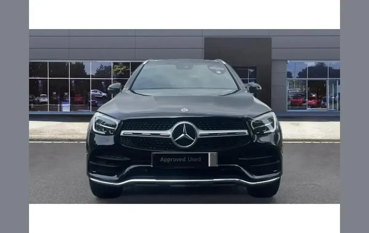 Used Mercedes GLC300 AMG Line Premium 254 HP (186 kW) 2022 Black SUV