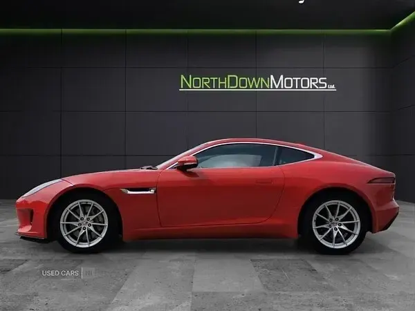 Used Jaguar F-Type 300 HP (220 kW) 2018 Red Coupe