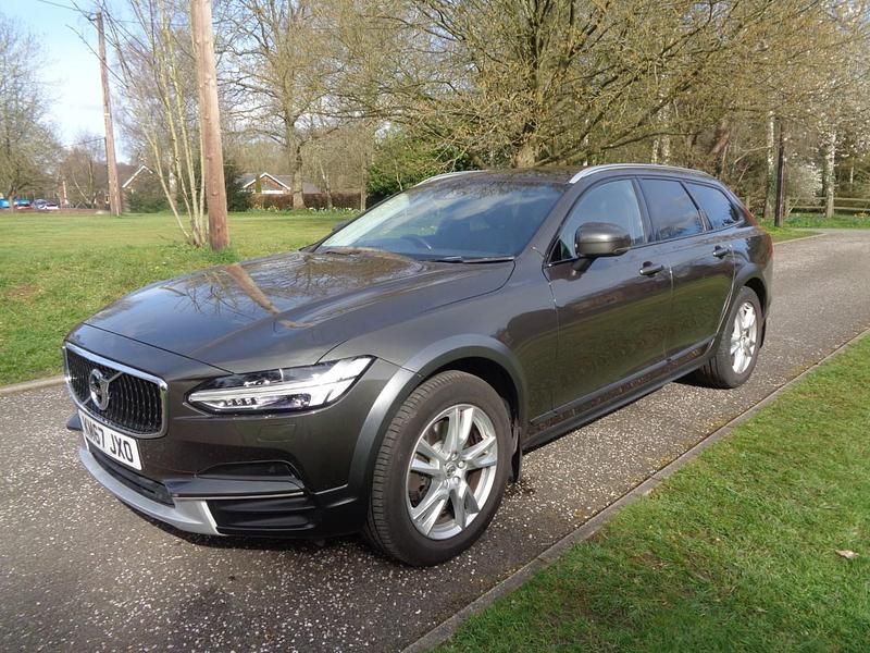 Used Volvo V90 CC Pro 2017 Grey Estate