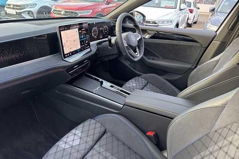 New VW Passat 150 HP (110 kW) 2025 Estate