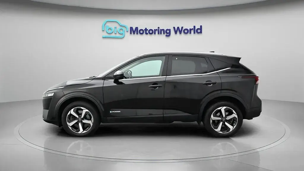 Used Nissan Qashqai N-Connecta 190 HP (139 kW) 2023 Black SUV