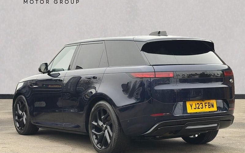 Used Land Rover Range Rover Sport SE Dynamic 300 HP (220 kW) 2025 SUV