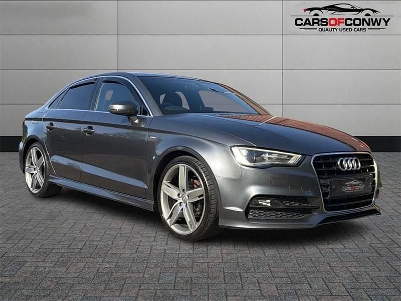 Usado Audi A3 S-Line 150 HP (110 kW) 2016 Cinzento Sedan