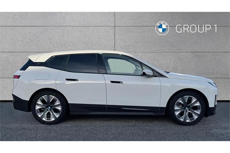 Used BMW iX Sport Line 239 kW (326 HP) 2023 White SUV