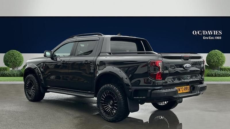 Begagnad Ford Ranger Wildtrack 2023 Svart Pickup