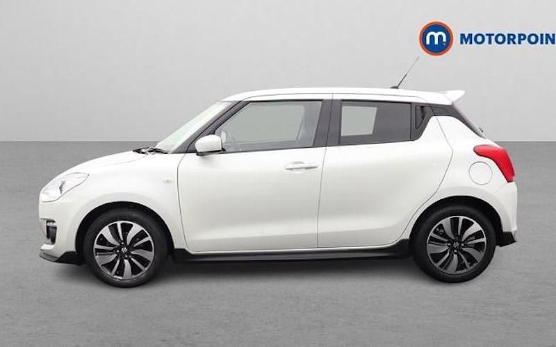 Usado Suzuki Swift 90 HP (66 kW) 2019 Branco Citadino