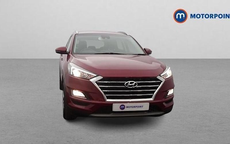 Used Hyundai Tucson SE 177 HP (130 kW) 2020 Red SUV