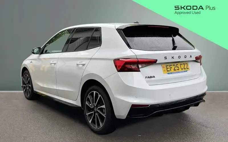 Gebraucht Skoda Fabia Monte Carlo 150 PS (110 kW) 2025 Weiß Kleinwagen