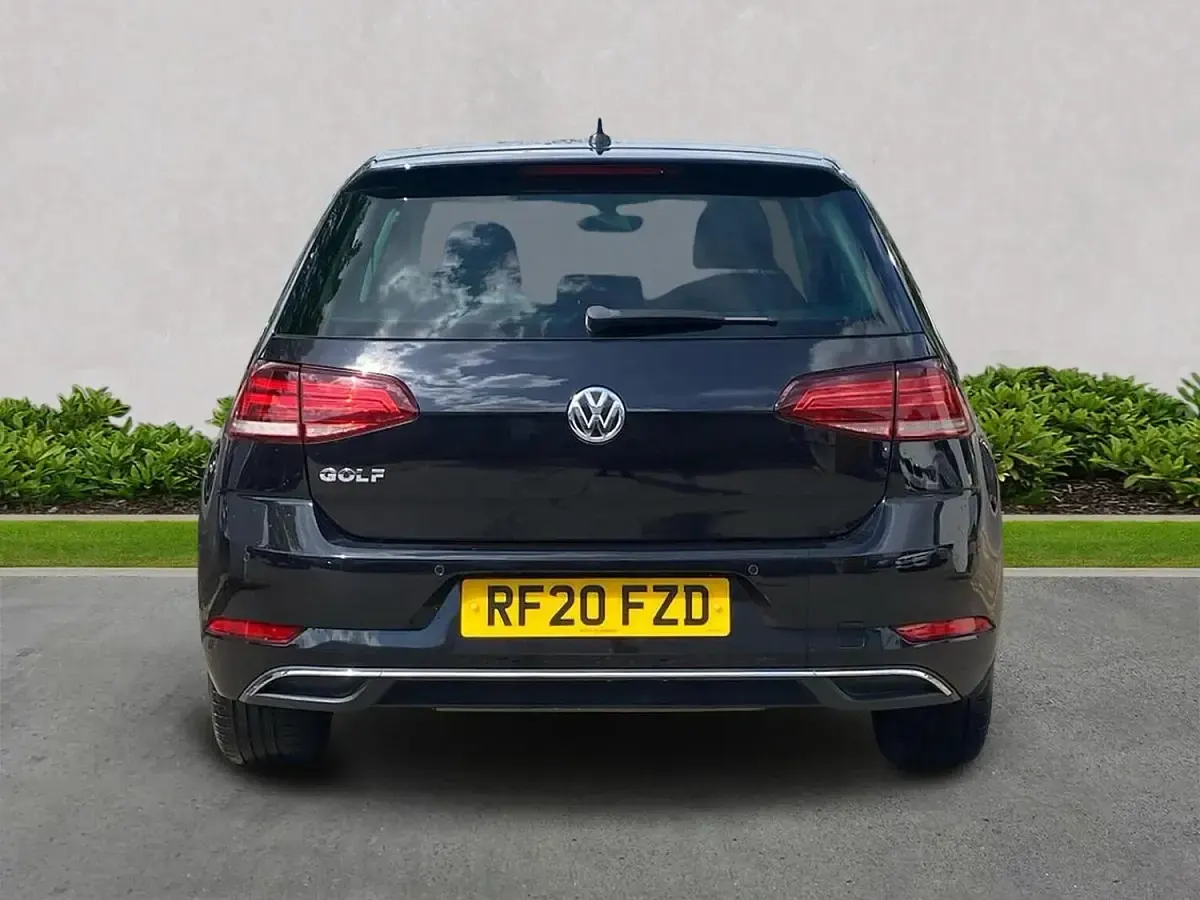 Used VW Golf VII Edition 150 HP (110 kW) 2020 Black Hatchback