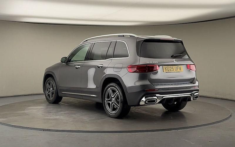 Used Mercedes GLB200 Executive 163 HP (119 kW) 2025 SUV