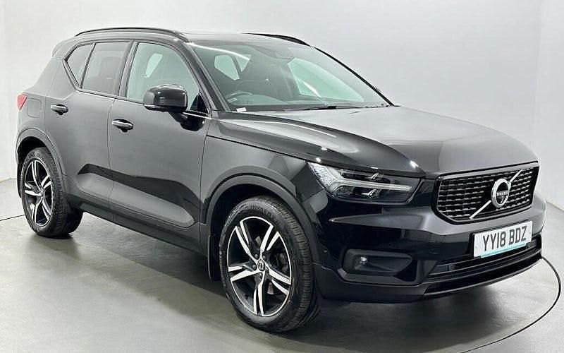 Usado Volvo XC40 190 HP (139 kW) 2018 Preto SUV