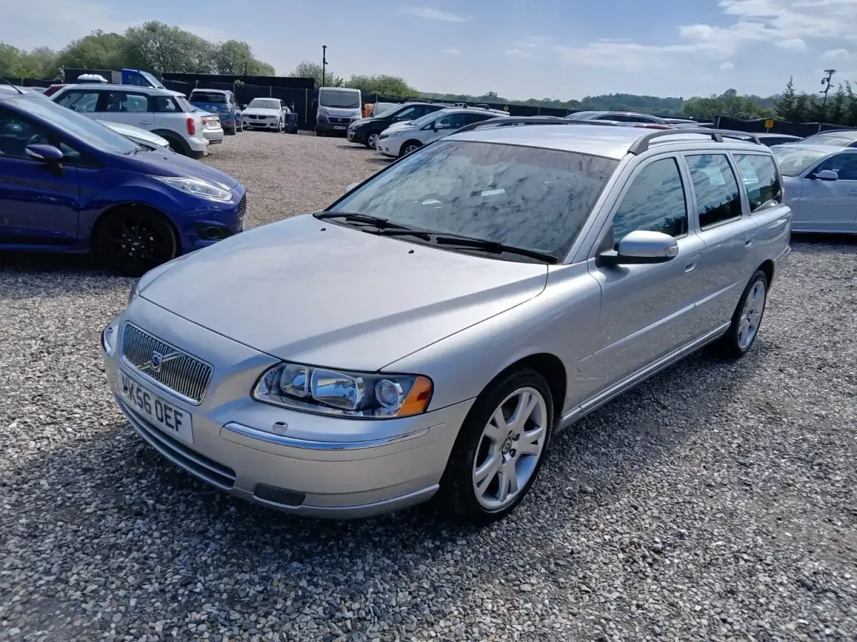Used Volvo V70 SE 2006 Silver Estate
