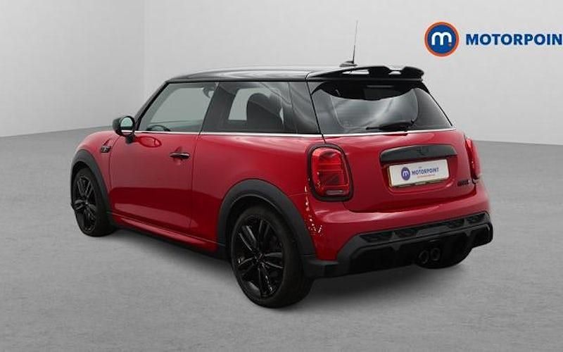 Usado Mini Cooper S Hatch 178 HP (130 kW) 2022 Vermelho Citadino