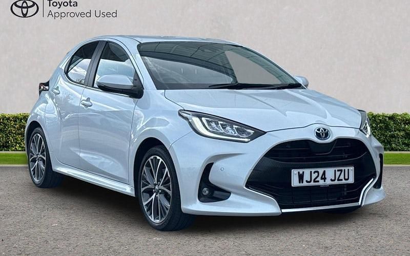 Usado Toyota Yaris Hybrid 116 CV (85 kW) 2024 Utilitario