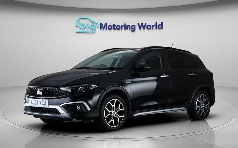 Used Fiat Tipo Cross 131 HP (96 kW) 2023 Black Hatchback