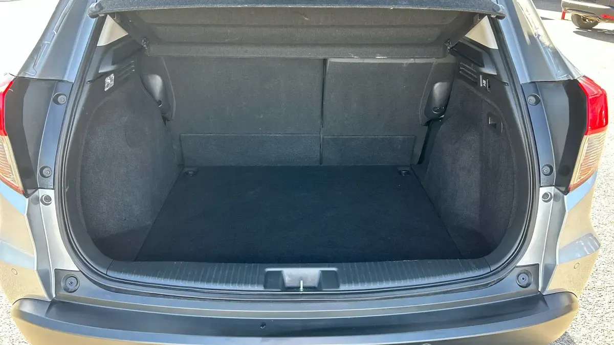 Used Honda HR-V SE 130 HP (95 kW) 2019 Silver SUV