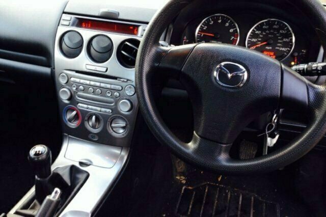 Second-hand Mazda 6 2004 Hatchback
