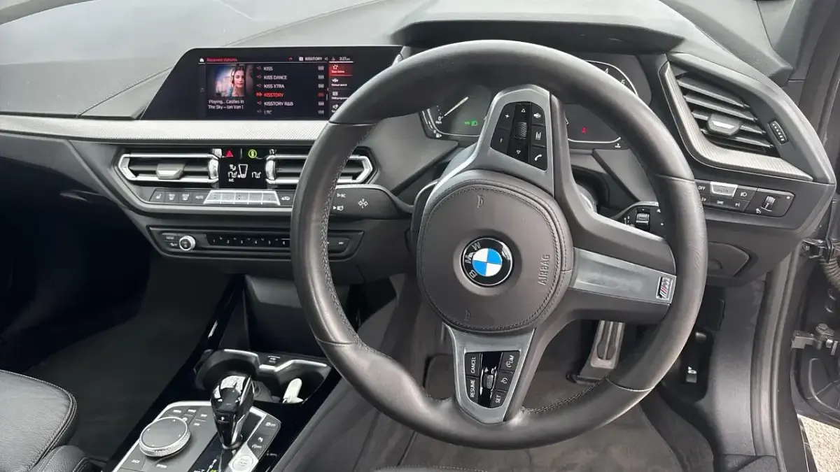 Used BMW 118 M Sport 138 HP (101 kW) 2020 Grey Hatchback