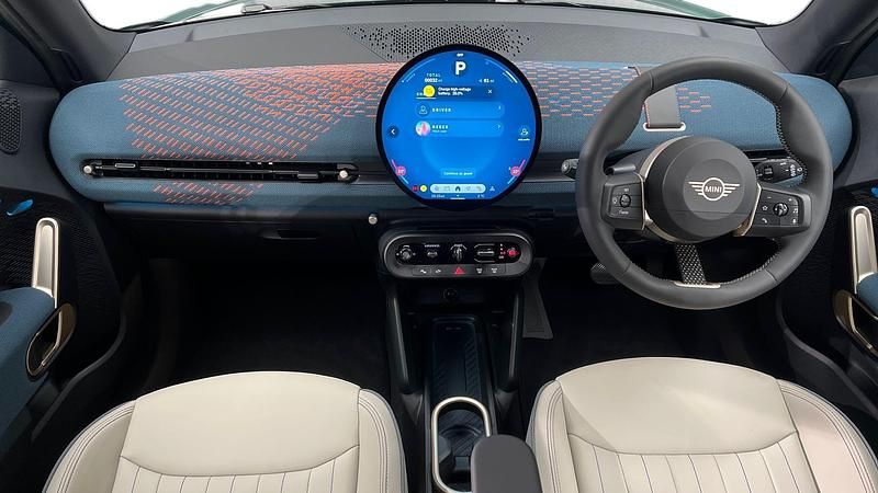 New Mini Aceman 133 kW (181 HP) 2025 Green SUV