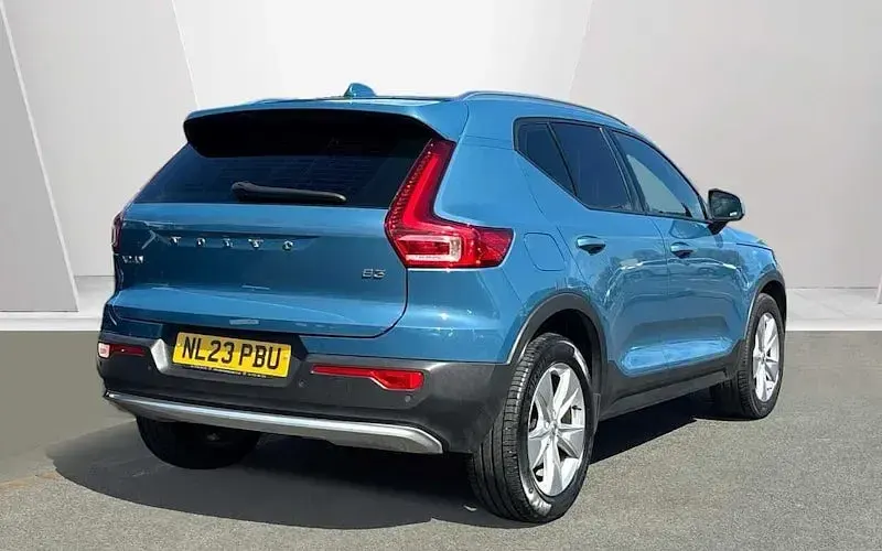 Second-hand Volvo XC40 Core 163 CP (119 kW) 2026 SUV