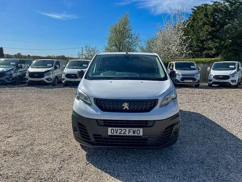 Second-hand Peugeot Expert Premium 2022 Alb Van