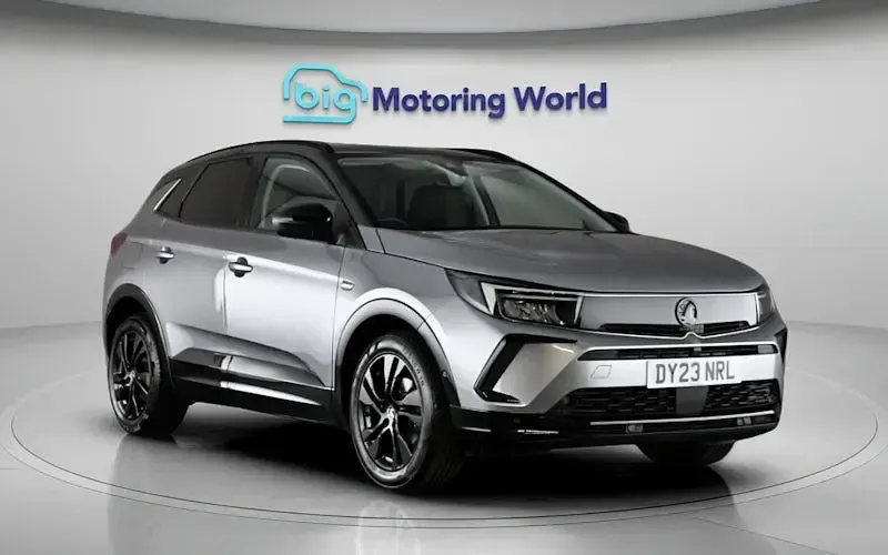 Used Vauxhall Grandland X 131 HP (96 kW) 2023 Grey SUV