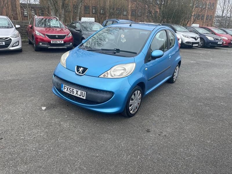 Used Peugeot 107 68 HP (50 kW) 2006 Blue Hatchback